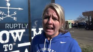 USA: Volunteers set up free food trucks to help tornado-hit Mayfield locals