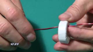 Winding a 1:4 Current Balun with 8 turns.