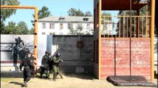 OMSN Ris' and Belorussian MVD Almaz spetsnaz units reppelling