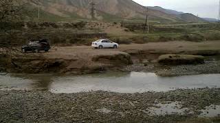 Эшони Абдулкодир (tajik2013) sayohat kardan bo dustonam dar labi rudi vakhsh.