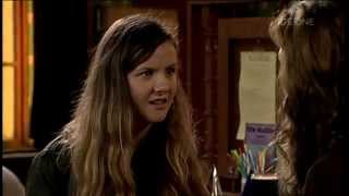 053 Laura & Nina (Fair City) S26E163 - 18.10.2015