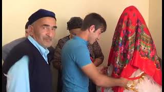 Аxısqа tоyundа gəlinin dilini kəsirlər...[Video]
