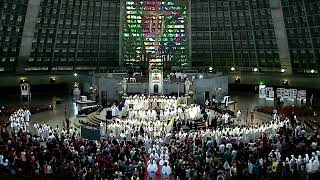 Celebração solene da ordenação episcopal do Mons. Tiago Stanislaw - Catedral.