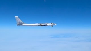 Русские “медведи” напугали США: Ту-95МС совершили полет над Тихим океаном