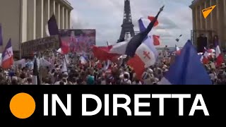 #Francia: parigini in strada contro #GreenPass e obbligo vaccinale