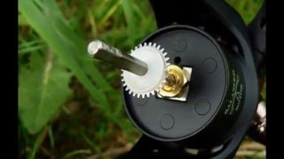 Катушка безынерционная Mikado BLACK STONE