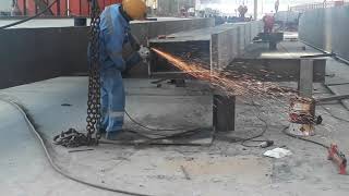 Gia công chế tạo cẩu trục hạng năng.