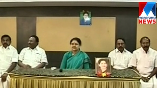 Setback for Sasikala as AIADMK’s Pandiarajan, two MPs join Panneerselvam camp  | Manorama News