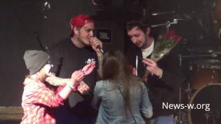 Максим делает предложение девушке на концерте Plush Fish - Москва, Театр 5.02.2017