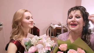 Цветы от Стаса! Вечер романсов и поздравлений от коллег!