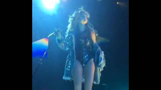 Selena Gomez 'Sweet Dreams' (Cover) live at Revival Tour in Boston (May 28, 2016)