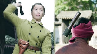 刑場突發意外！土匪頭子趁亂逃跑，卻不料竟被共軍女兵一顆手雷砸死！ ️ 抗日