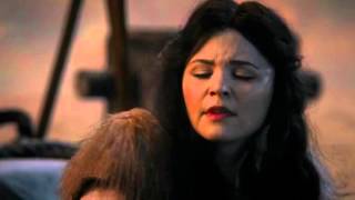 Once Upon A Time 3x06 "Ariel" Ariel saves Snow White from Regina The Evil Queen
