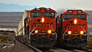 HD: HIGH SPEED BNSF FREIGHT TRAINS ACROSS THE DESERT!