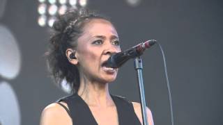 ARDECHE ALUNA FESTIVAL 2014 - Yodelice, Bernard Lavilliers, Hollysiz, Gaetan Roussel, Texas...