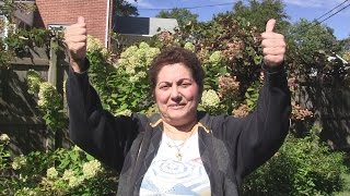 Angelo's Mom Spells Out T-Mobile's Greatness