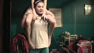 Shoulder Sit Tutorial!(:
