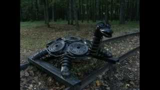 Recycling metal gadgets into art statues by Vladimir Volkov - Поделки из г  Иваново, Россия