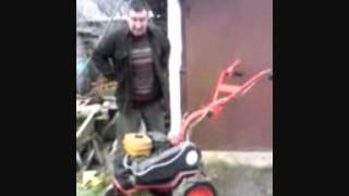 замена масла. мотоблок Салют