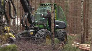 John Deere 770D