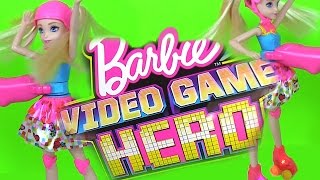 Играем в Куклы Барби. Барби – Герой Видео Игры! Кукла Барби Мультик. Игрушки для Девочек. Игры Барби