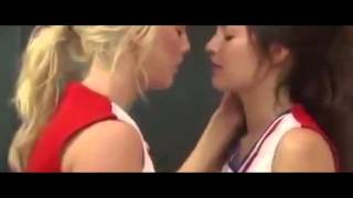 deep kiss