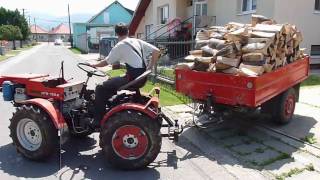 malotraktor MT8 - 132.2 a vlečka