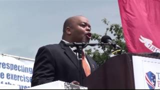 Niger Innis speaks at Tea Party "Audit the IRS" Rally