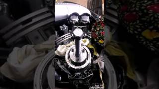 Снимаю обгонку Vmax 1200 одной правой