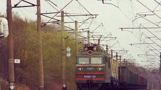 ВЛ80Т-715 с грузовым поездом