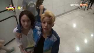 f(x) KRYSTAL & AMBER Backstage