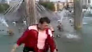 Я в КуЗьМиНсКоМ ФоНтАнЕ
