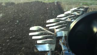 Plow with Fendt 820 & Rabe 5 furrow plough.