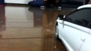 ラジコンにiPod touchを乗せてみた