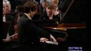 Alessio Bax, Brahms D minor piano concerto; Rondo (end)