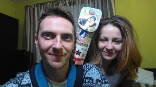 UNBOXING KINDER SURPRISE EGGS DC SUPER HERO GIRLS