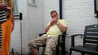 Stefan schrik zich de tering!!!