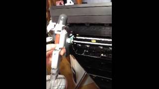 www.eparts.fr - Changer le four d'une imprimante Samsung Xpress C460W