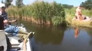 Здесь очень смешно смотрите не пожалеете...ха ха ха.