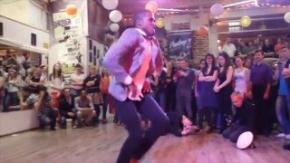 Жаркое выступление Адониса Сантьяго фестиваль Rumba con estilo