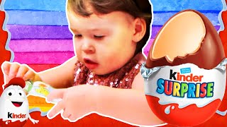 Kinetic Sand Surprise! Диана играет и находит сюрпризы! Kinder