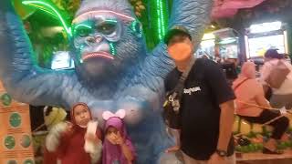 gorila Artha gading