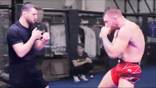 Конор избивает спарринг-партнера на тренировке! Показал навыки в борьбе / Форма Конора Макгрегора