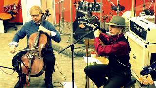 Ната Котовская и какие-то люди - Живи (Программа Живые, Своё Радио)