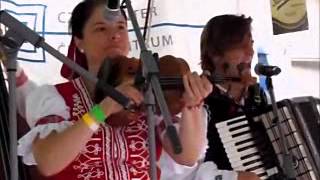 CZECH STREET FESTIVAL PAJTASI DULCIMER BAND.5 CZECH VIDEOS 66cats77.
