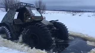 Вездеход "Лесник-Экстрим" выход с воды на лед