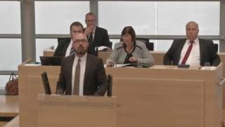 "Familien fördern statt sexueller Minderheiten!"