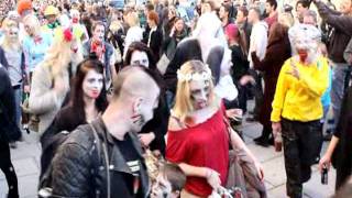 MVI 0071 Beach of the Dead V - The Brighton Zombie Parade 2011
