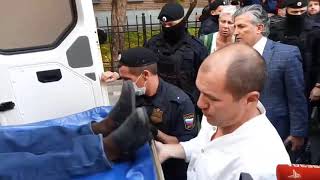 Михаила Ефремова госпитализировали в бессознательном состоянии
