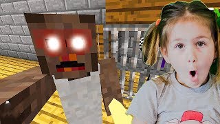 ГРЕННИ НАПУГАЛА МЕНЯ В Майнкрафт MINECRAFT